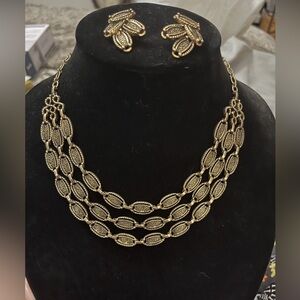 Vintage Sarah Coventry Goldtone Strand Link Necklace/earring set Elegant Jewelry